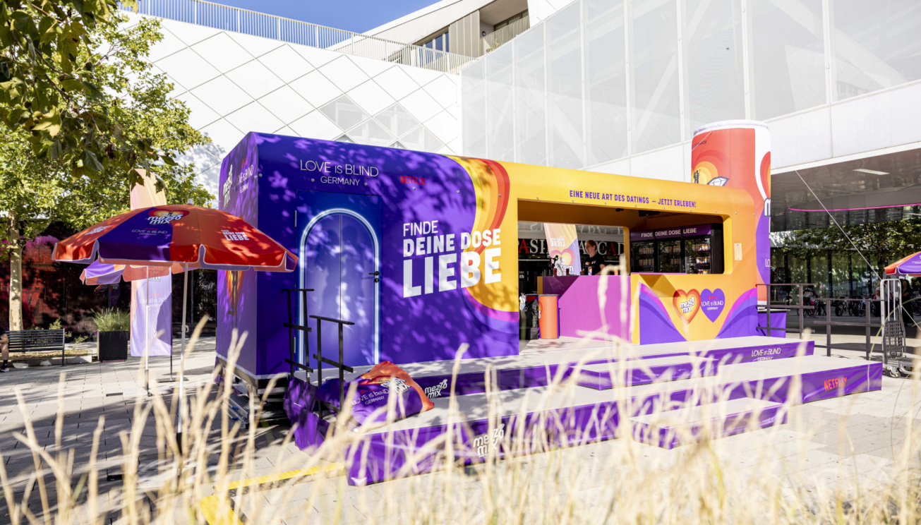 High emotions with “Love is Blind” in the Pasing Arcaden